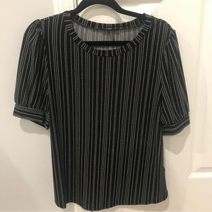 Adrianna Papell Black and White Puff Sleeve Blouse